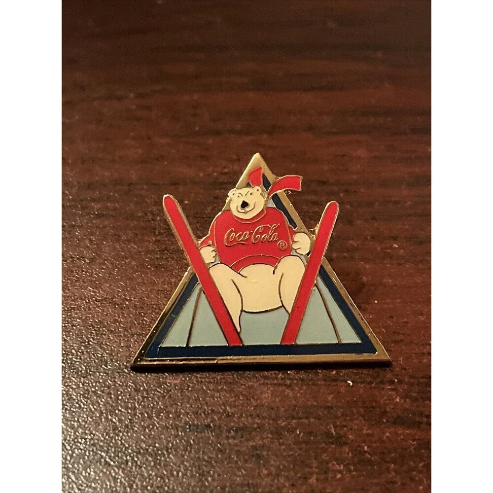 Coca-Cola Coke Polar Bear Winter Skiing Lapel Pin‎